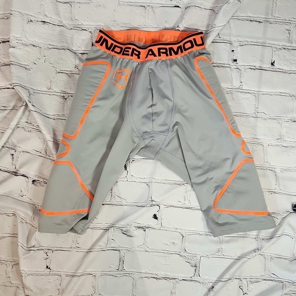 Under Armour men's compression knee pant